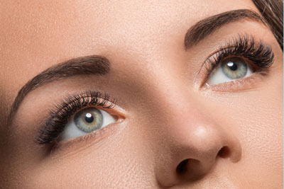 Schöne Wimpern, volle Augenbrauen mit Bewell, Fachhandel für Beauty & Wellness, Birgit Weißenberger, Bad Soden